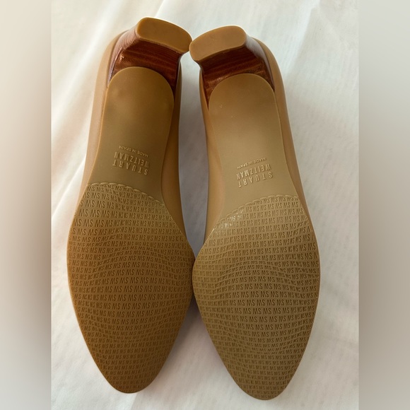 Stuart Weitzman Leather Pump - Picture 4 of 6